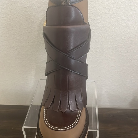 Tory Burch Brown and Tan Heeled Boots with High Stiletto Heel and Unique Design - Picture 7 of 14